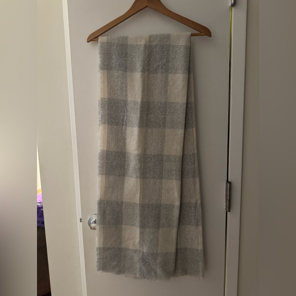 Gray and Cream plaid scarf